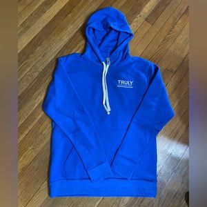 Truly Hard Seltzer sweatshirt hoodie size Medium